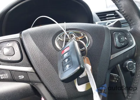 2017 Toyota Camry Xse z USA, uszkodzony, nr VIN 4T1BF1FK7HU723186